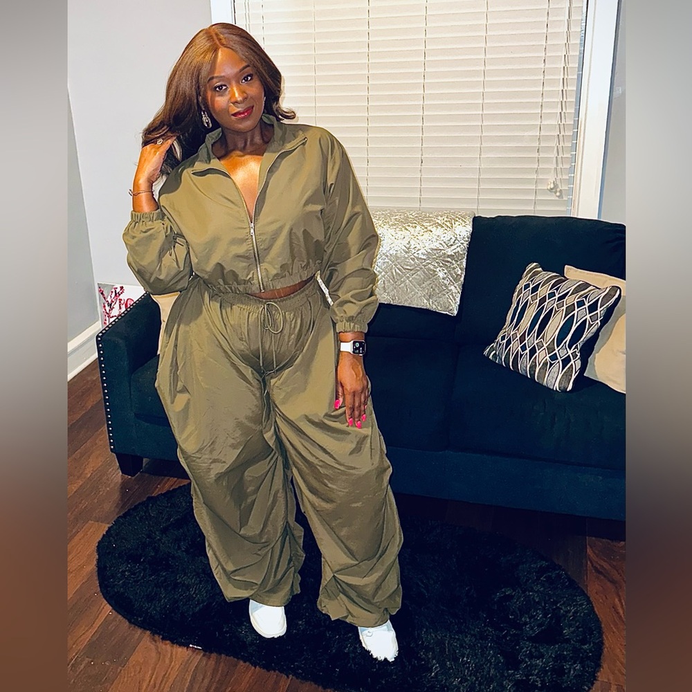 Olive Drawstring Wide-Leg Matching Set - Picture 2 of 2